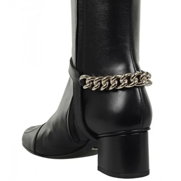Gucci Knee High Boot with Gold Chain & Logo Detail Size 35.5 (Box NOT Included) - Picture 4 of 16